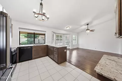 20132 N 92nd Avenue, Peoria, AZ 85382 - Photo 16