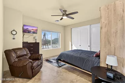 112 W Circle Mountain Road, New River, AZ 85087 - Photo 32