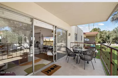 3737 E Turney Avenue #206, Phoenix, AZ 85018 - Photo 12