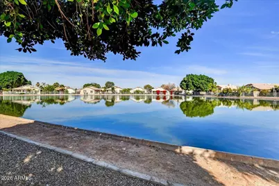 10830 W Almeria Road, Avondale, AZ 85392 - Photo 2