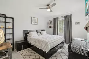 9820 N Central Ave, Phoenix, AZ 85020 - Photo 12