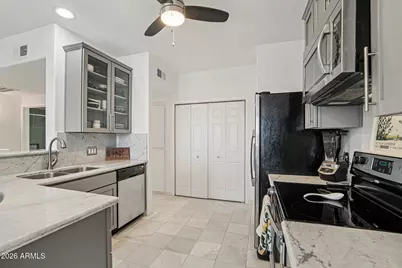 9820 N Central Avenue #123, Phoenix, AZ 85020 - Photo 8