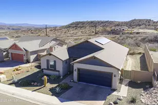 463 Cleopatra Hill Rd, Clarkdale, AZ 86324 - Photo 1