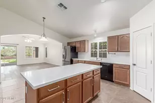 21950 N Dietz Dr, Maricopa, AZ 85138 - Photo 2