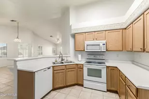 20630 N 104th Ave, Peoria, AZ 85382 - Photo 10