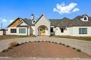 18212 E Navajo Dr, Queen Creek, AZ 85142 - Photo 1