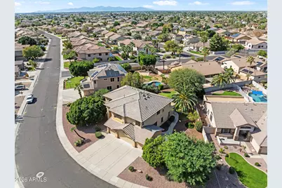 6740 W Angela Drive, Glendale, AZ 85308 - Photo 2