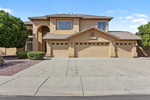 6740 W Angela Dr, Glendale, AZ 85308 - Photo 4