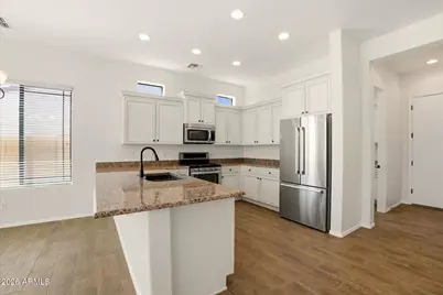 1813 N Red Cliff --, Mesa, AZ 85207 - Photo 6