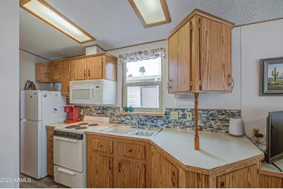 7750 E Broadway Road #684, Mesa, AZ 85208 - Photo 8