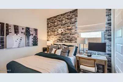 9813 W Mulberry Drive, Phoenix, AZ 85037 - Photo 18