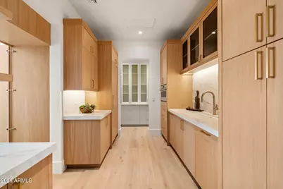 7101 N 47th Street, Paradise Valley, AZ 85253 - Photo 8