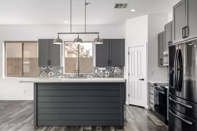 10446 E Irwin Circle, Mesa, AZ 85209 - Photo 4