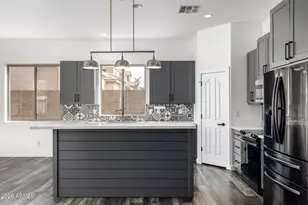 10446 E Irwin Cir, Mesa, AZ 85209 - Photo 4