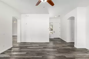 10446 E Irwin Cir, Mesa, AZ 85209 - Photo 12