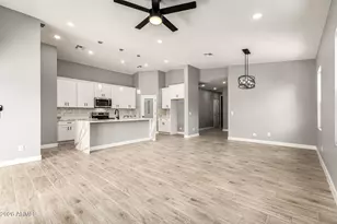 11007 W Hopi St, Avondale, AZ 85323 - Photo 8