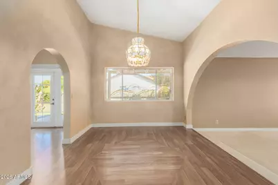 18238 N 43rd Drive, Glendale, AZ 85308 - Photo 10