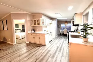 650 N 68th Ln, Phoenix, AZ 85042 - Photo 8