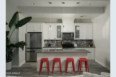 2821 N 28th Place, Phoenix, AZ 85008 - Photo 6