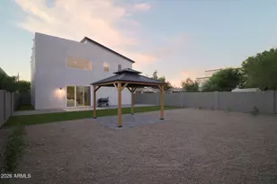 2821 N 28th Pl, Phoenix, AZ 85008 - Photo 24