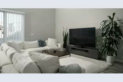 2821 N 28th Place, Phoenix, AZ 85008 - Photo 4