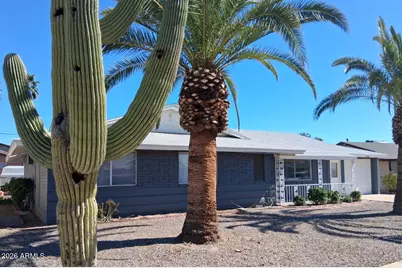 10748 W Hope Drive, Sun City, AZ 85351 - Photo 2