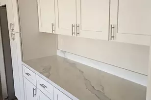 10748 W Hope Dr, Sun City, AZ 85351 - Photo 6