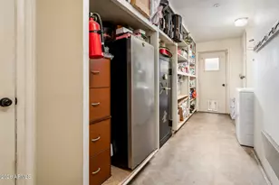 3335 W Acoma Dr, Phoenix, AZ 85053 - Photo 28