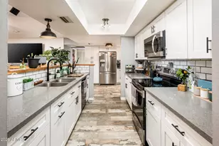 3335 W Acoma Dr, Phoenix, AZ 85053 - Photo 18