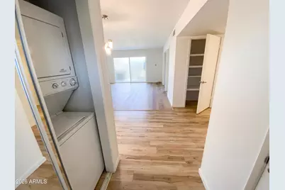 10826 N Fairway Court E, Sun City, AZ 85351 - Photo 8