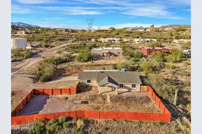 33665 S Incline Drive, Black Canyon City, AZ 85324 - Photo 38