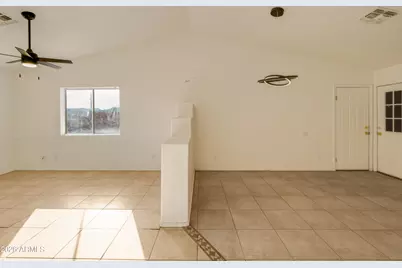 33665 S Incline Drive, Black Canyon City, AZ 85324 - Photo 32