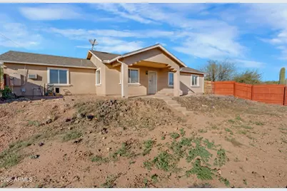 33665 S Incline Drive, Black Canyon City, AZ 85324 - Photo 18