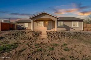 33665 S Incline Dr, Black Canyon City, AZ 85324 - Photo 2