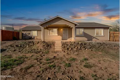 33665 S Incline Drive, Black Canyon City, AZ 85324 - Photo 1