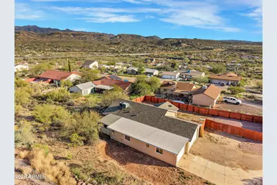 33665 S Incline Drive, Black Canyon City, AZ 85324 - Photo 40