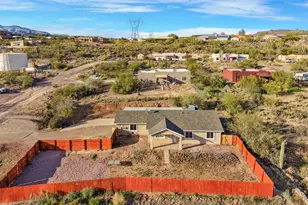 33665 S Incline Dr, Black Canyon City, AZ 85324 - Photo 36