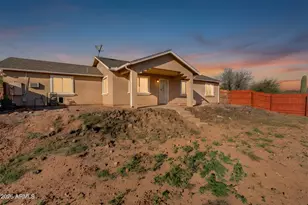 33665 S Incline Dr, Black Canyon City, AZ 85324 - Photo 10