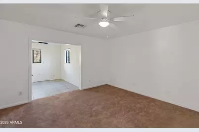 33665 S Incline Drive, Black Canyon City, AZ 85324 - Photo 6