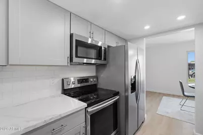 7126 N 19th Avenue #158, Phoenix, AZ 85021 - Photo 6