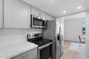 7126 N 19th Ave, Phoenix, AZ 85021 - Photo 6