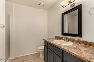 704 N 4th St, Avondale, AZ 85323 - Photo 12