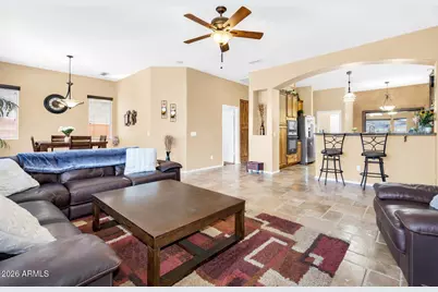 4821 E Kirkland Road, Phoenix, AZ 85054 - Photo 8