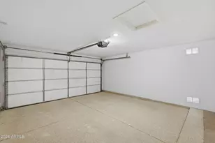 4716 E Lone Cactus Dr, Phoenix, AZ 85050 - Photo 32