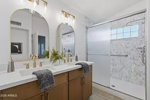 4716 E Lone Cactus Dr, Phoenix, AZ 85050 - Photo 22