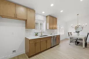 4716 E Lone Cactus Dr, Phoenix, AZ 85050 - Photo 14