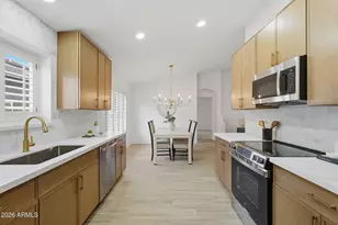 4716 E Lone Cactus Dr, Phoenix, AZ 85050 - Photo 12