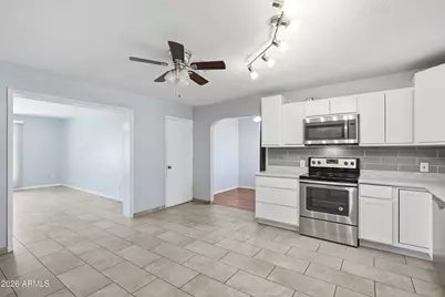 12216 N 107th Avenue, Sun City, AZ 85351 - Photo 10