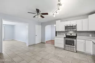 12216 N 107th Ave, Sun City, AZ 85351 - Photo 10