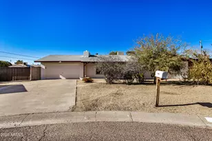 18006 N Villa Rita Dr, Phoenix, AZ 85032 - Photo 2